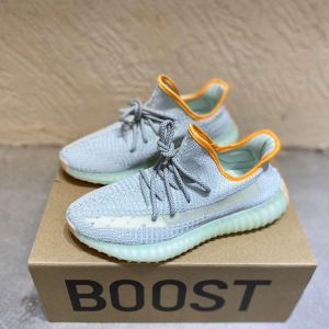 Кроссовки женские Adidas Yeezy Boost 350 V2 Desert Sage