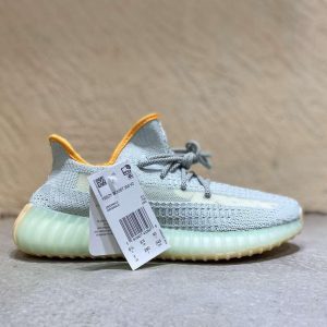 Кроссовки женские Adidas Yeezy Boost 350 V2 Desert Sage