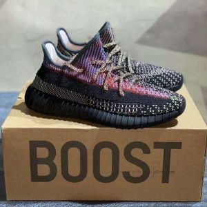 Кроссовки женские Adidas Yeezy Boost 350 V2 Yecheil Non-Reflective