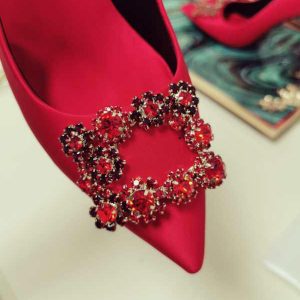 Туфли женские Roger Vivier Flower Strass Buckle Red