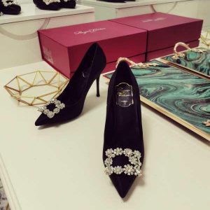 Туфли женские Roger Vivier Flower Strass Buckle Black