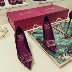 Туфли женские Roger Vivier Flower Strass Buckle Fuchsia