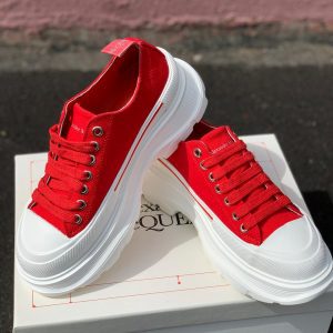 Кроссовки женские Alexander McQueen Tread Slick Red