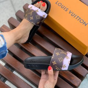 Шлепанцы женские Louis Vuitton