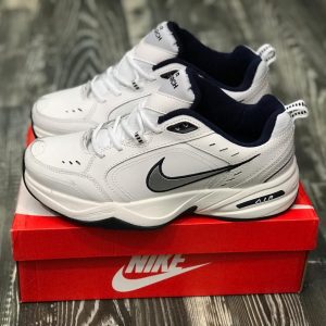 Кроссовки женские Nike Monarch