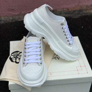 Кроссовки женские Alexander McQueen Tread Slick White