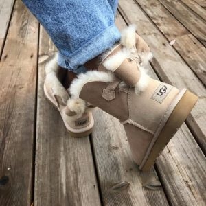 Угги UGG Mini Classic с бантом