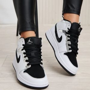 Кроссовки женские Nike Dunk High