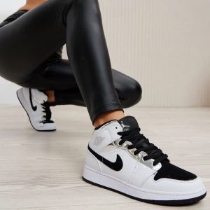 Кроссовки женские Nike Dunk High