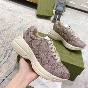 Кроссовки женские Gucci GG Rhyton Low Top Sneakers