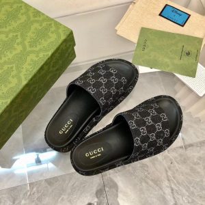 Сандалии Gucci