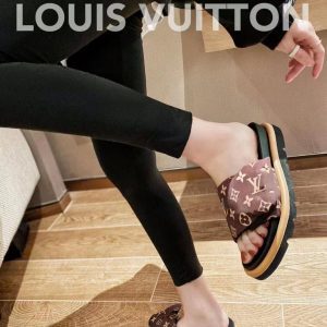 Сандалии Louis Vuitton Pool Pillow Comfort