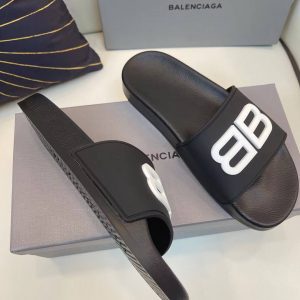 Шлепанцы Balenciaga Pool