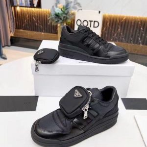 Кроссовки коллаборация Prada и Adidas Re Nylon