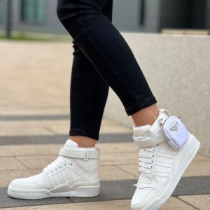 Кроссовки коллаборация Prada и Adidas Re Nylon