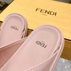 Босоножки Fendi Fendigraphy