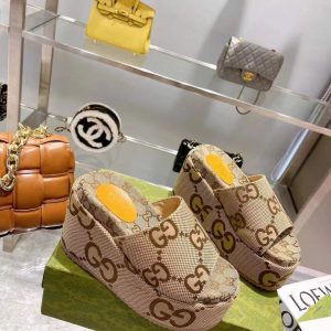 Шлепанцы женские Gucci