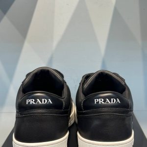 Кроссовки Prada Downtown