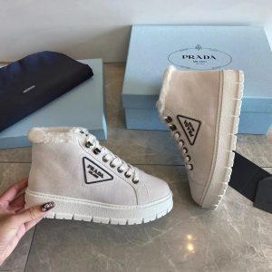 Ботинки зимние Prada