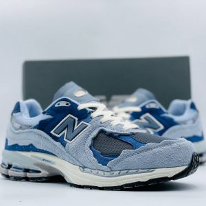 Кроссовки New Balance 2002