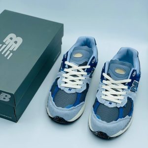 Кроссовки New Balance 2002