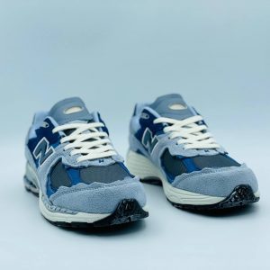 Кроссовки New Balance 2002