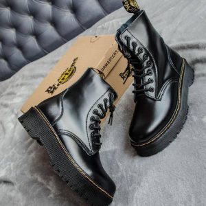 Ботинки женские Dr. Martens Jadon