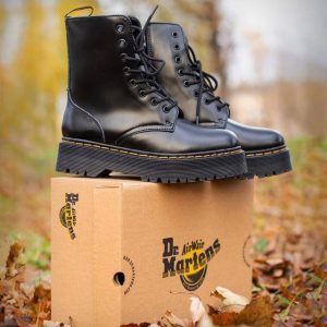 Ботинки женские Dr. Martens Jadon