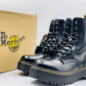 Ботинки женские Dr. Martens Jadon