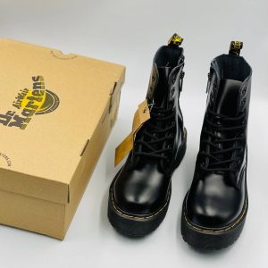 Ботинки женские Dr. Martens Jadon