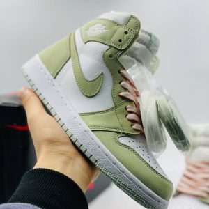 Кроссовки Nike Jordan 1