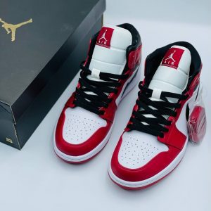 Кроссовки Nike Jordan 1