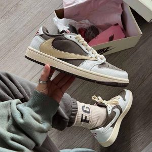 Кроссовки Nike Travis Scott Air Jordan 1 Low