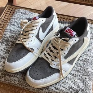 Кроссовки Nike Travis Scott Air Jordan 1 Low