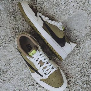 Кроссовки Nike Travis Scott Air Jordan 1 Low