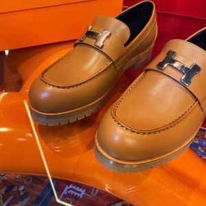 Лоферы женские Hermes