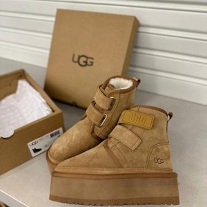 Ботинки UGG