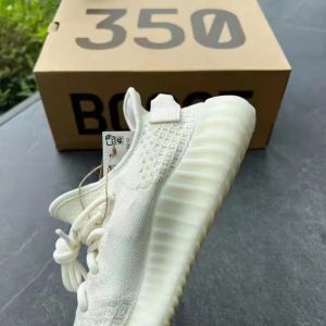 Кроссовки женские Adidas Yeezy Boost 350