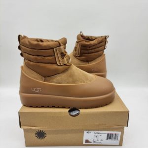 Ботинки UGG