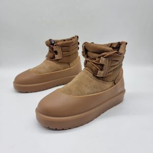 Ботинки UGG