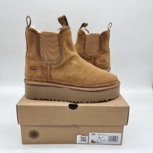 Ботинки  UGG