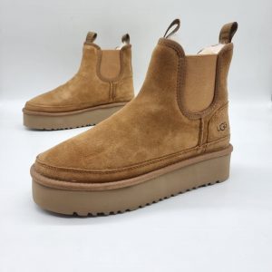 Ботинки  UGG