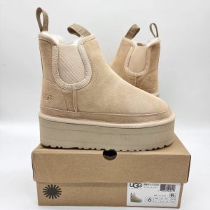 Ботинки  UGG