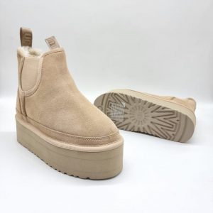 Ботинки  UGG