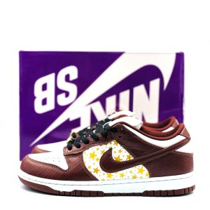 Кроссовки Supreme x Nike SB Dunk Low