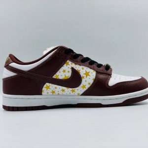 Кроссовки Supreme x Nike SB Dunk Low