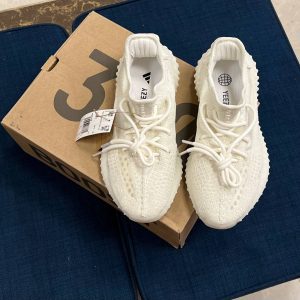 Кроссовки Adidas Yeezy Boost 350