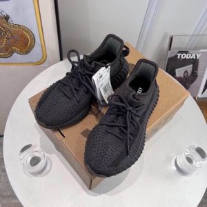 Кроссовки Adidas Yeezy Boost 350