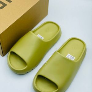 Шлепанцы Adidas Yeezy Slide