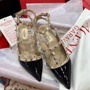 Туфли женские VALENTINO GARAVANI Rockstud